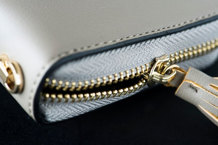 The Ultimate Y Type Zipper Wire Solution for High-End Apparel & Outdoor Gear