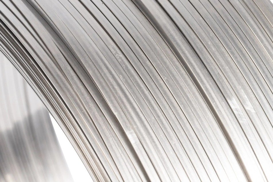 High Strength-to-Weight Ratio and Thermal Stability