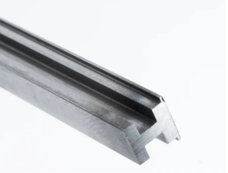 An end view of an H-shaped metal wire profile showing its cross-section