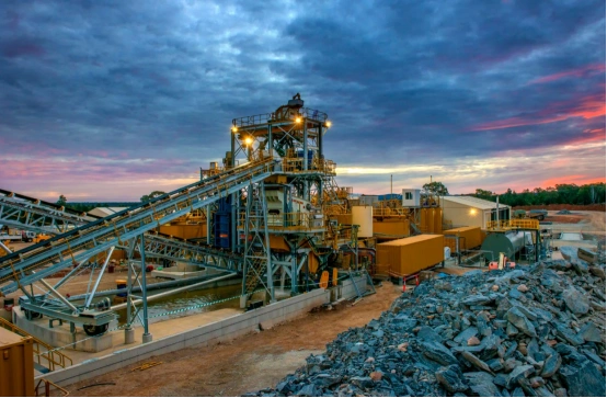 Mining aggregate processing and screening plant